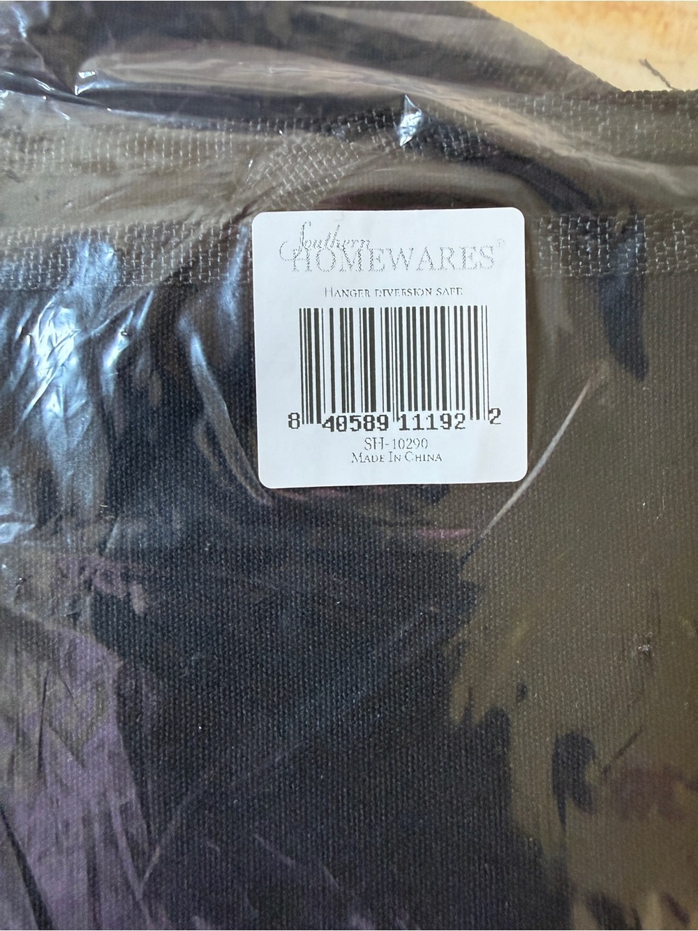 Hanger Diversion Safe with Hidden Pocket under Hanging Clothes, Hide Valuables - Picture 6 of 11